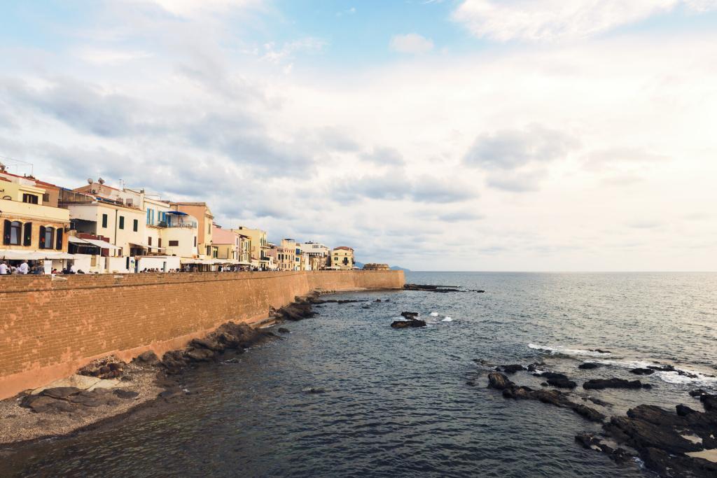 Alghero tours in the city center